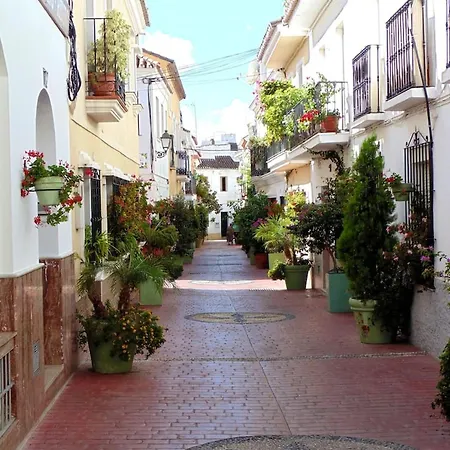 206 - Casa En Casco Antiguo Apartamento Estepona